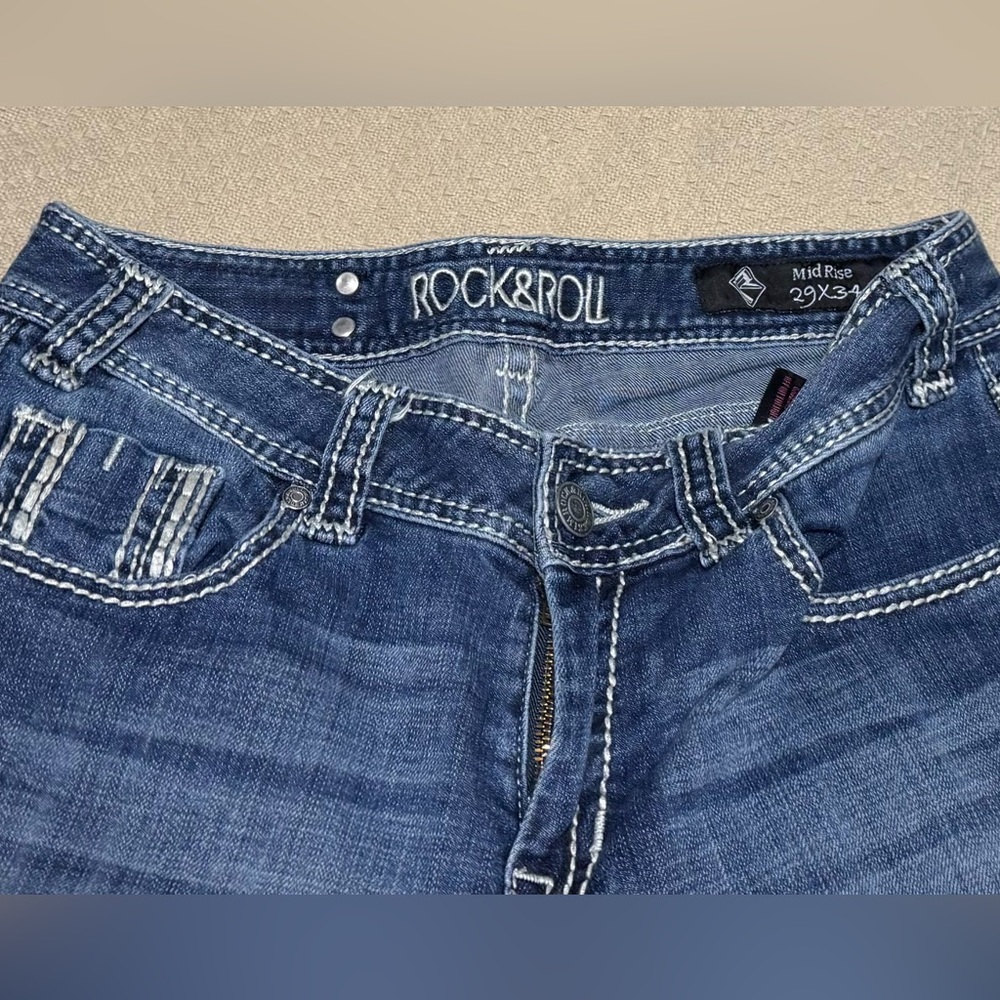 Mid-Rise Rock And Roll Women's Blue Jeans